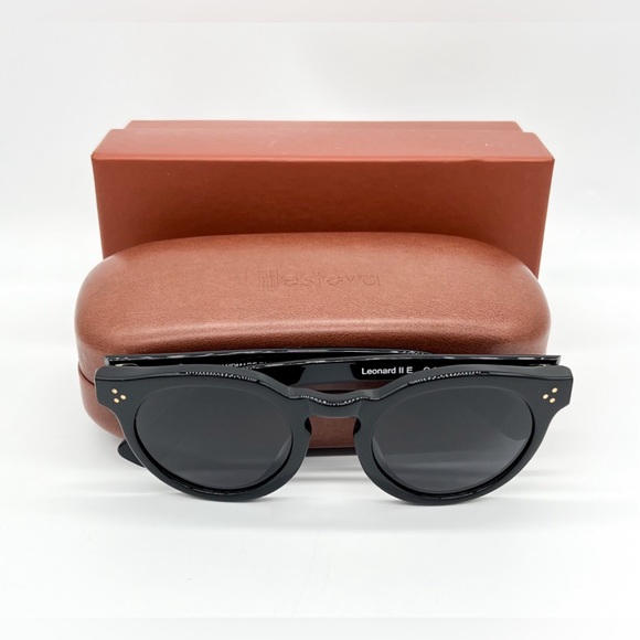 NWT illesteva Black Sunglasses Leonard II E
Made in France - Picture 8 of 10